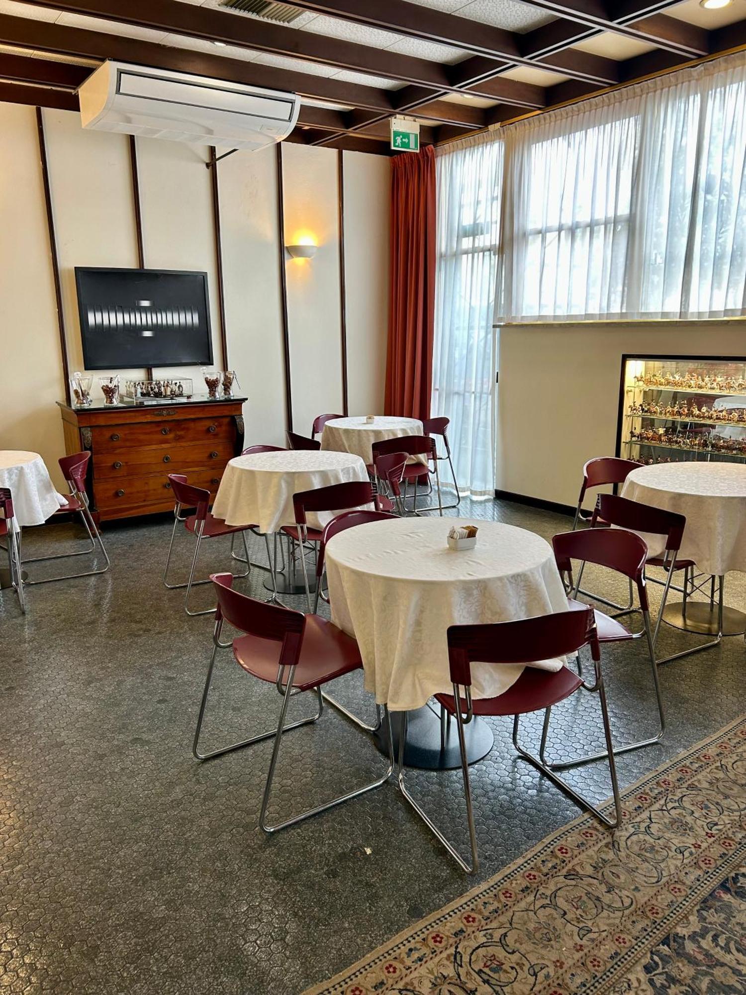 Hotel Napoleon リミニ エクステリア 写真