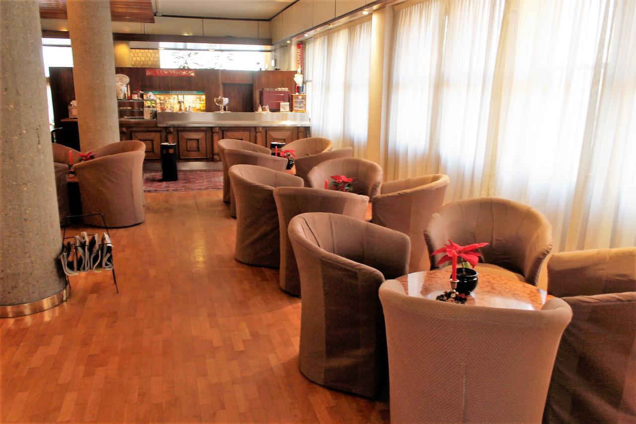 Hotel Napoleon リミニ エクステリア 写真
